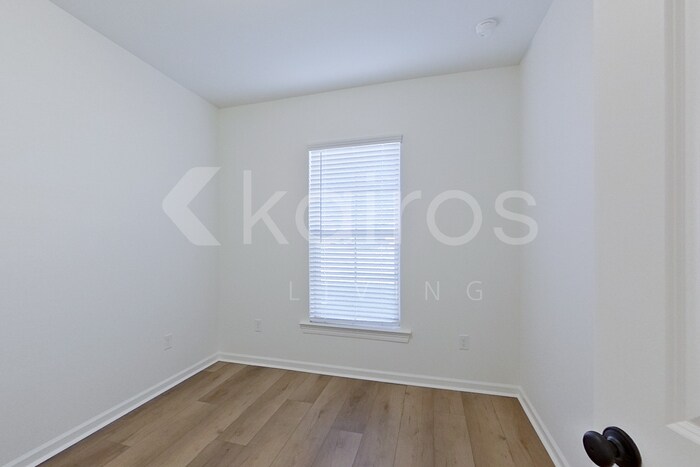 Building Photo - 110 Hendrix Rd