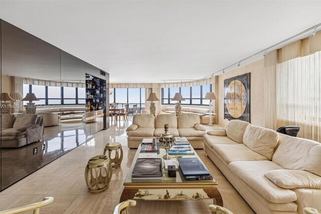 Building Photo - 10175 Collins Ave