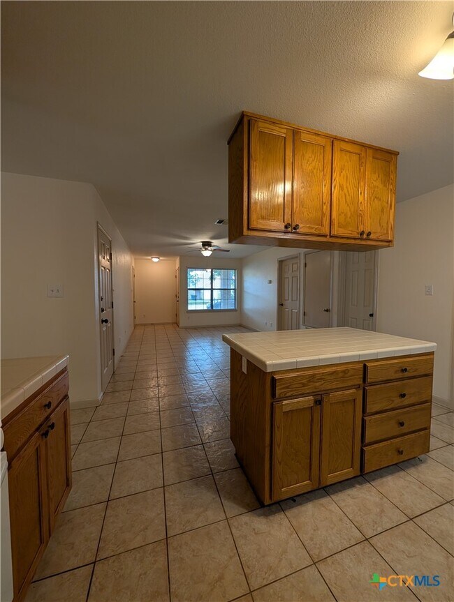 Building Photo - 1134 Misty Acres Dr