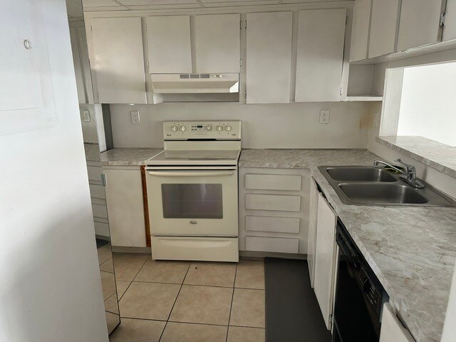 Building Photo - 10290 NW 9th Street Cir