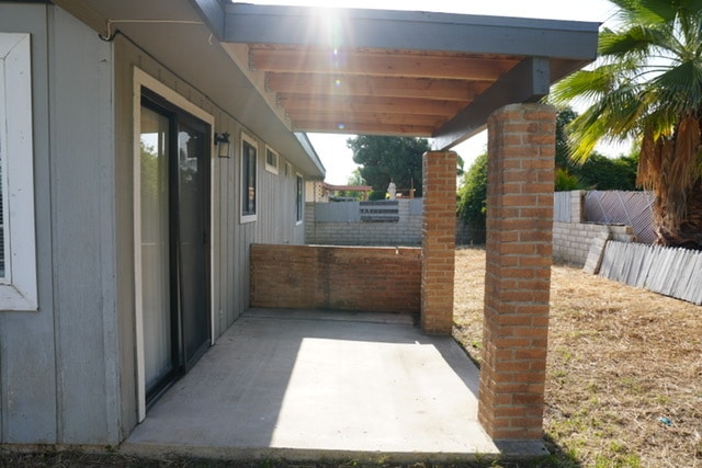 Building Photo - 8524 Haupt Ave