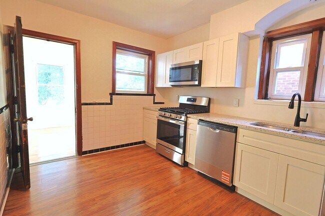 Building Photo - 3754 Dunnica Ave