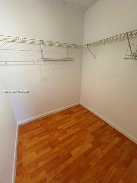 Building Photo - 9351 Fontainebleau Blvd