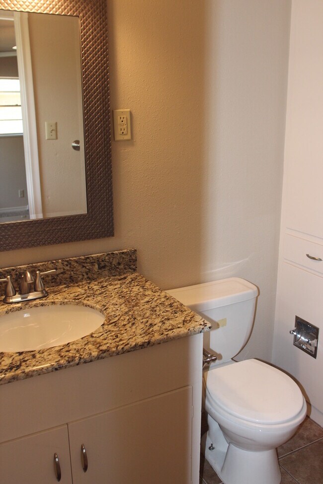Building Photo - 3012 Tower Dr