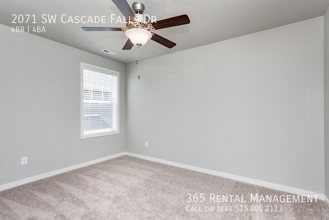 Building Photo - 2071 SW Cascade Falls Dr