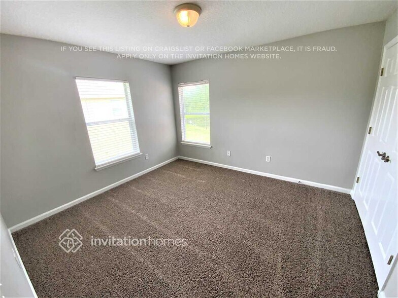 Building Photo - 2356 Crooked Pine Ln
