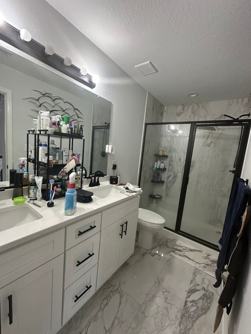 Building Photo - 251 Chapel St