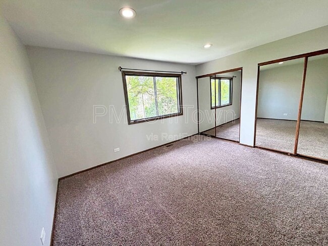 Building Photo - 1831 Nautilus Ln