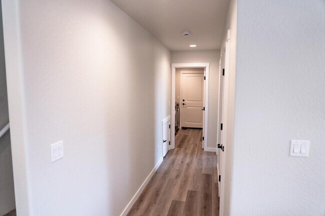 Building Photo - 4750 Gebhard Rd