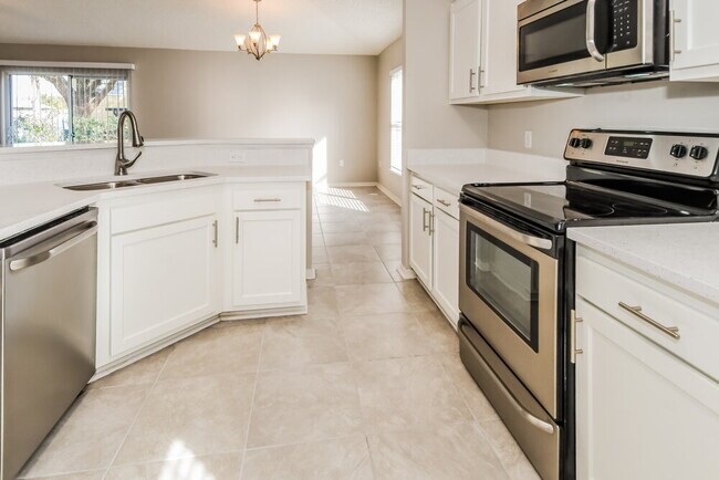 Building Photo - 11157 Wyndham Hollow Ln