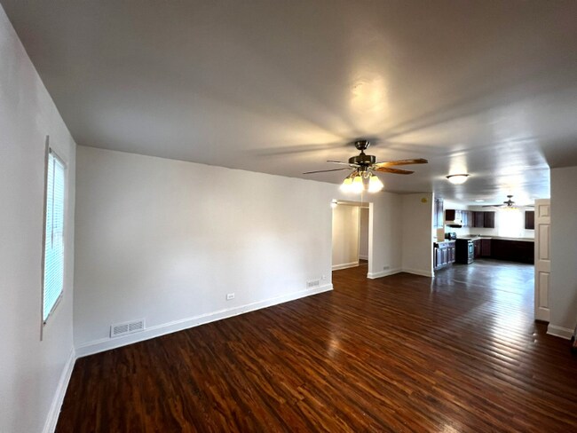 Building Photo - 314 E 138th St