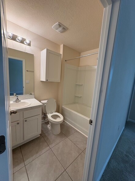 Building Photo - 86496 Shortline Cir