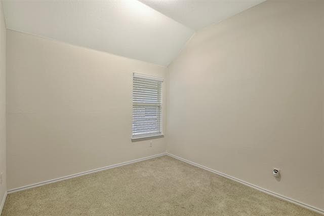 Building Photo - 9205 Regal Oaks Dr