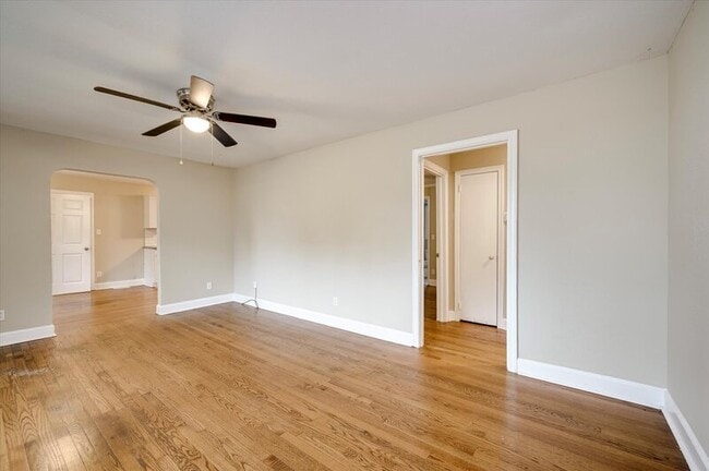 Building Photo - 116 Kirby Dr