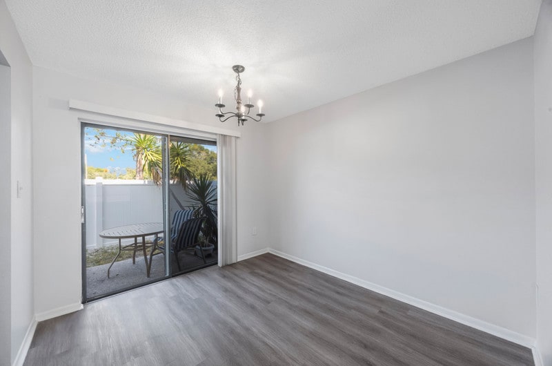 Building Photo - 200 Westwood Terrace N