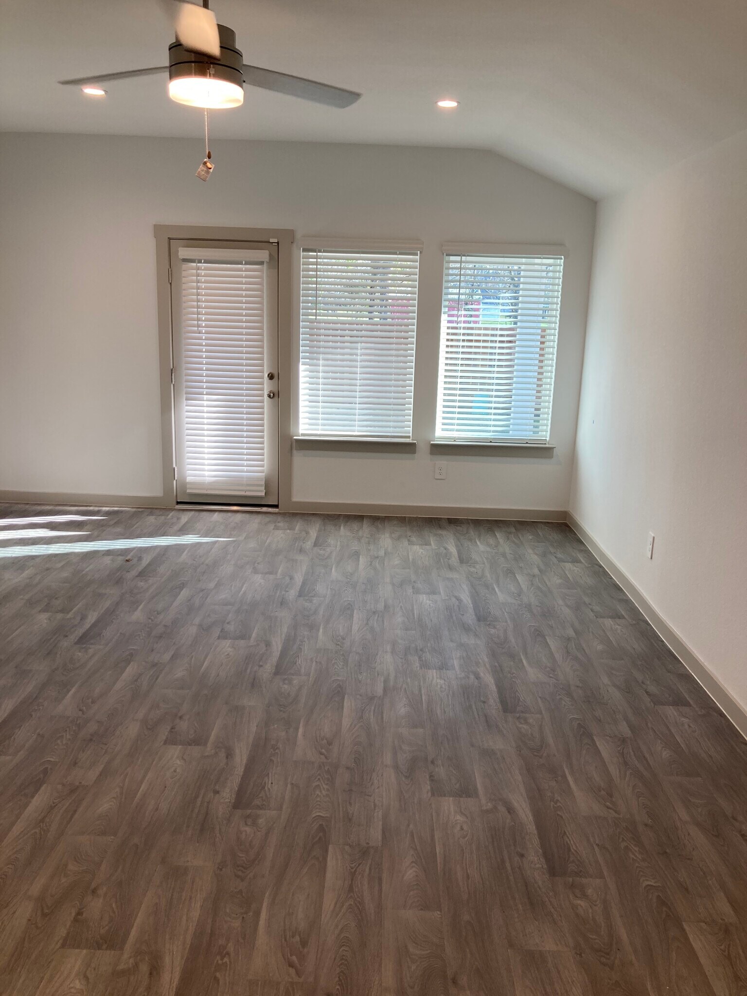 Building Photo - 3024 Stock Orch Ln