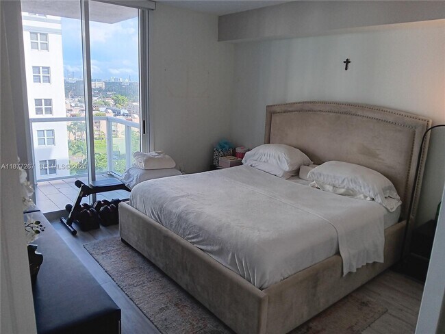 Building Photo - 5085 NW 7th St