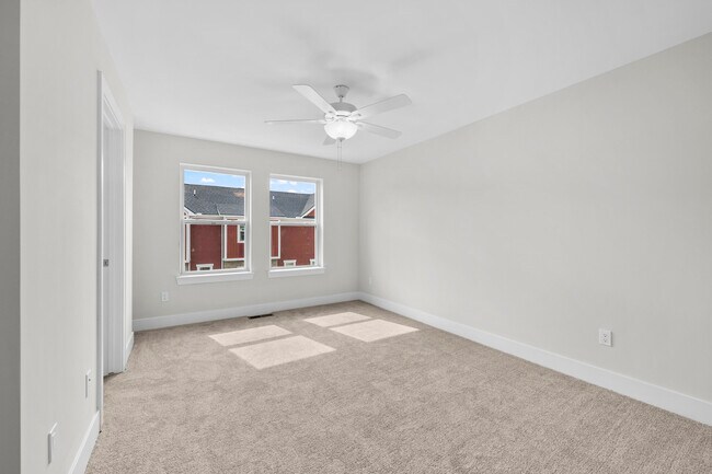 Building Photo - 4849 Lismore Ln