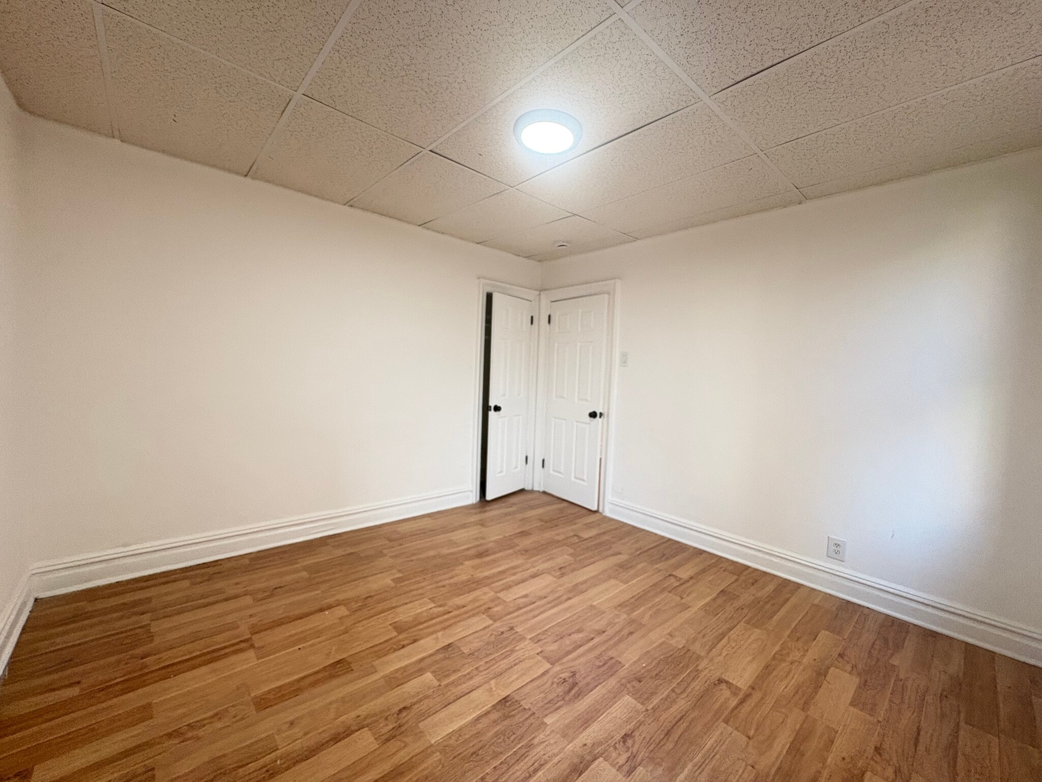 995 Summit Ave 104 - 997 Summit Ave