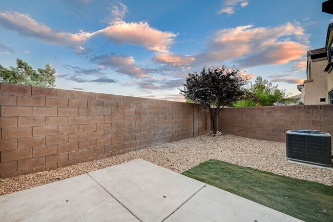 Building Photo - Three Bedroom Home in Spring Mountain Ranch COMING SOON