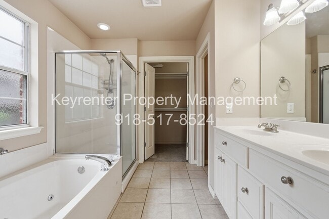 Building Photo - 3 Bed | 2 Bath | Jenks