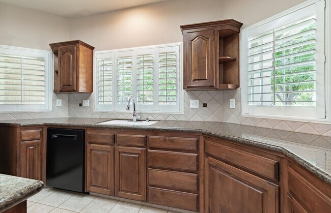 Building Photo - 4 Bedroom in Buchanan School District