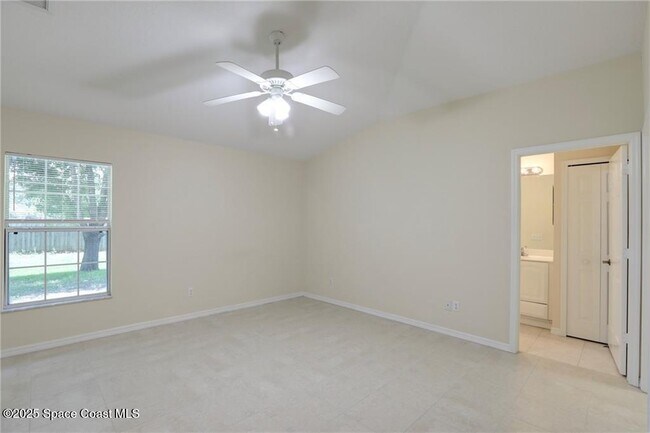 Building Photo - 8626 102nd Ct