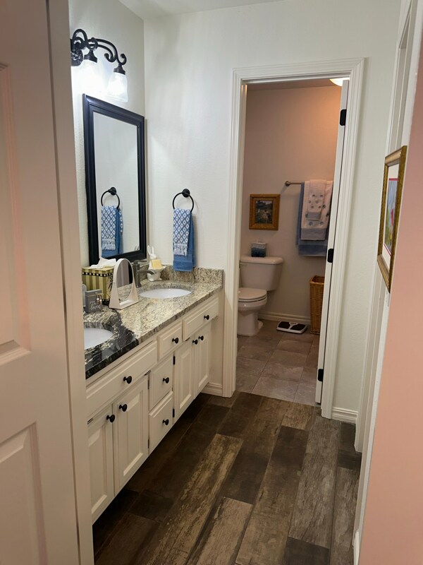 Building Photo - 3 W Prairie Dunes Ct