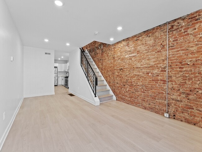 Building Photo - 2531 N Lee St