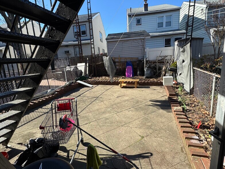 Building Photo - 7007 57th Dr