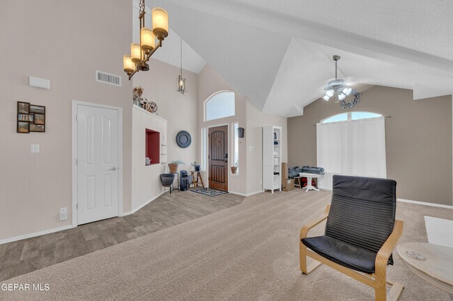 Building Photo - 12521 Paseo Alegre Dr