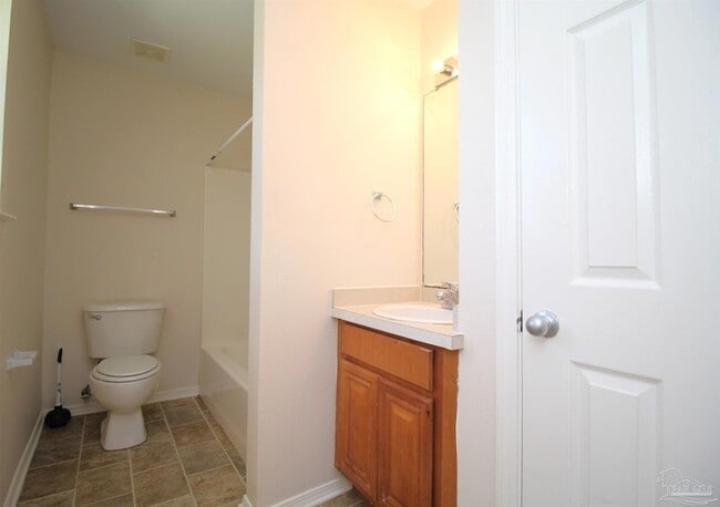 Building Photo - 6954 Woodley Dr