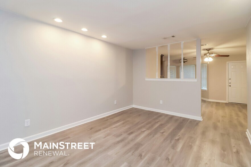 Building Photo - 4117 Hatcher St