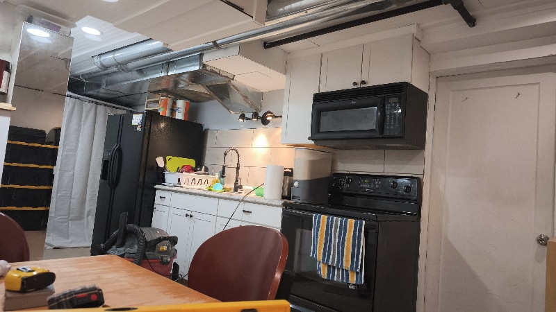 Building Photo - 1062 W 300 N