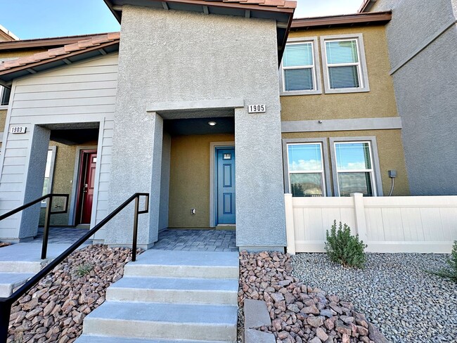Building Photo - 3 BEDROOM TOWNHOUSE LOCATED IN INSPIRADA