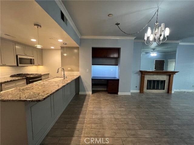 Building Photo - 11630 Warner Ave