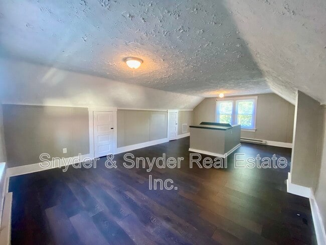 Building Photo - 999 W Exchange St