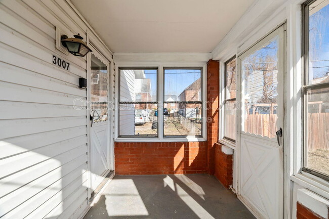 Building Photo - 3007 Hilleman Ave