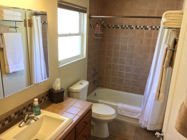 Bath - 974 W 20th St