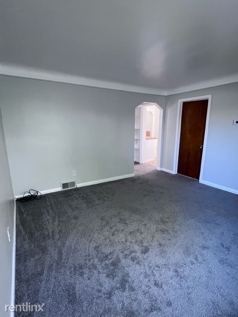 Building Photo - 2 br, 1 bath House - 24308 Schroeder Ave