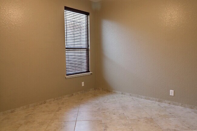 Building Photo - Redbird Ranch Retreat: 3-Bedroom Home with Private Office & Modern Upgrades!