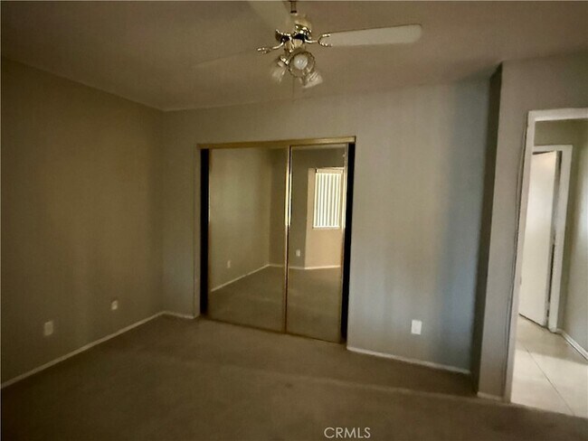 Building Photo - 18693 Albany St