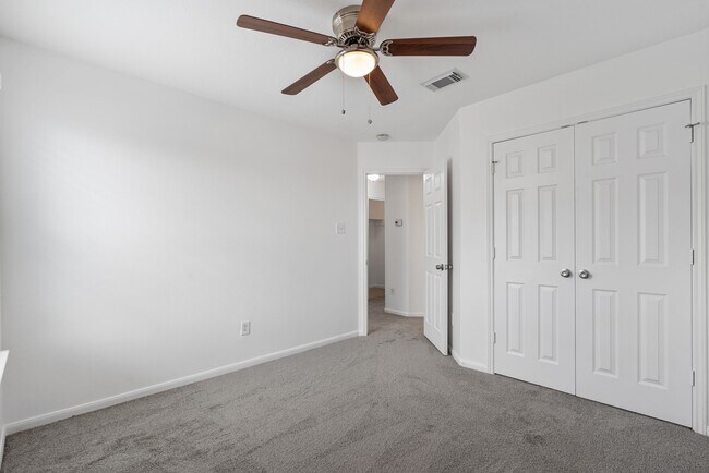 Building Photo - 5010 Kale Ct