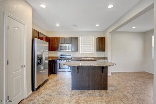 Building Photo - 7419 Bakewell Ave