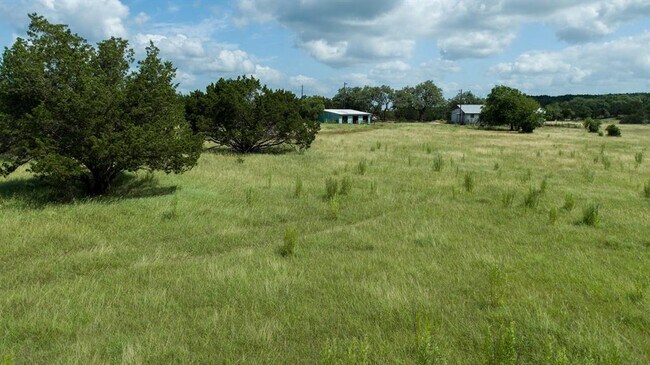 Building Photo - 501 Myers Creek Rd