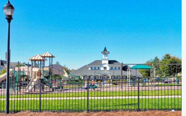 Building Photo - STUNNING HOME IN DESIRABLE MORRISVILLE-POO...