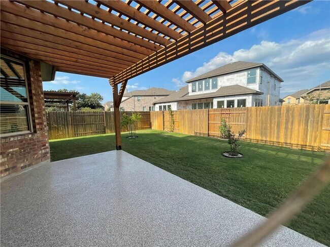 Building Photo - 932 Hezekiah Ln