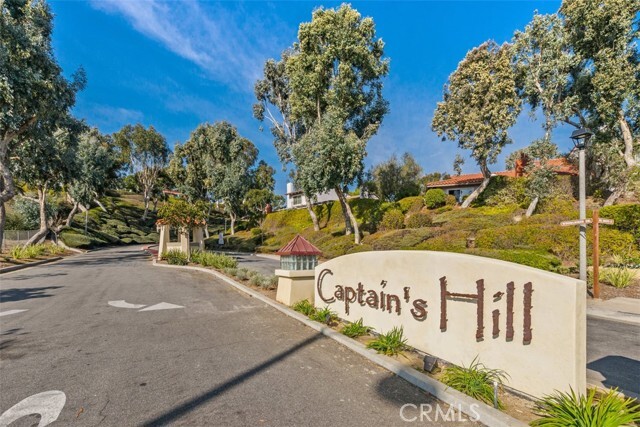 Building Photo - 25572 Spinnaker Dr