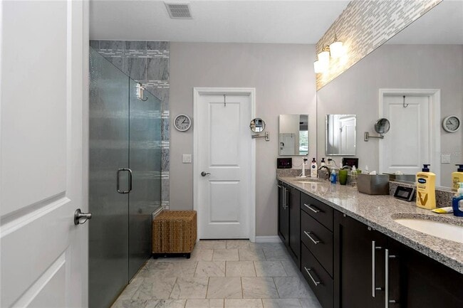 Building Photo - 5423 NW 35th Ln Rd