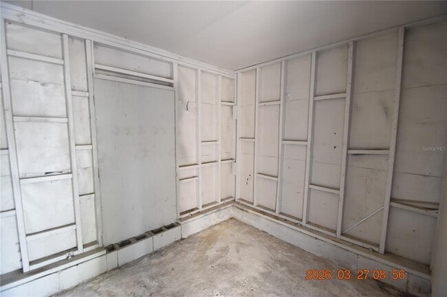 Building Photo - 10110 Alambra Ave